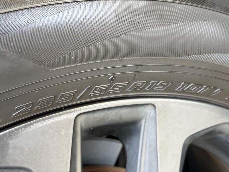 2022 Toyota RAV4 6AA-AXAH54 (UW-6a8e57cb7f13b)[19]