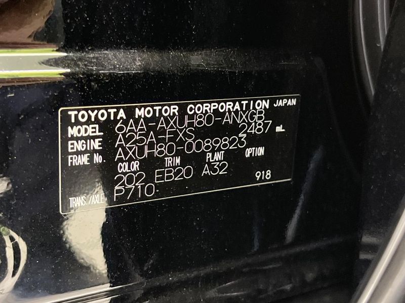 2024 Toyota Harrier Hybrid 6AA-AXUH80 (UW-6a8e57d75743a)[1]