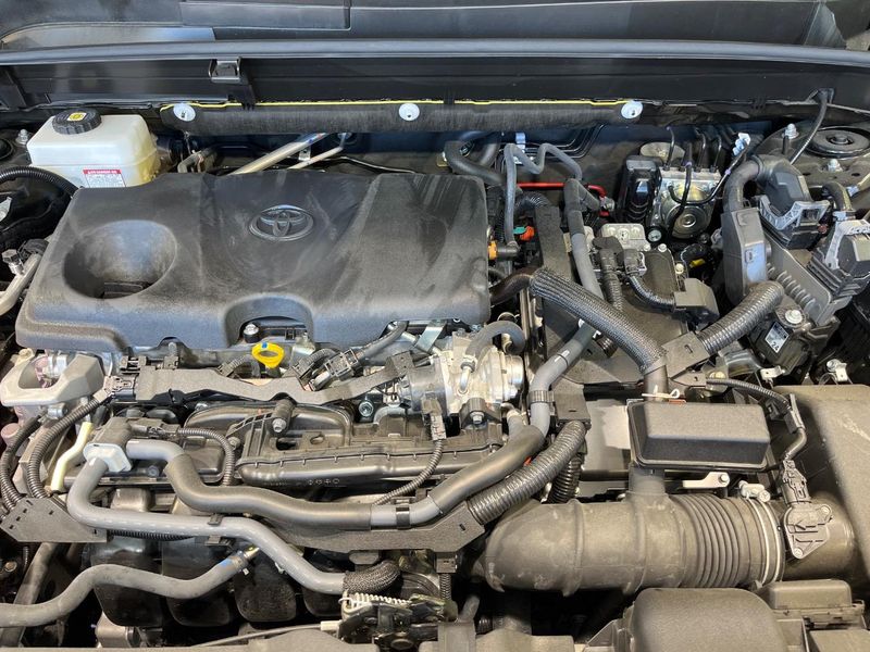 2024 Toyota Harrier Hybrid 6AA-AXUH80 (UW-6a8e57d75743a)[4]