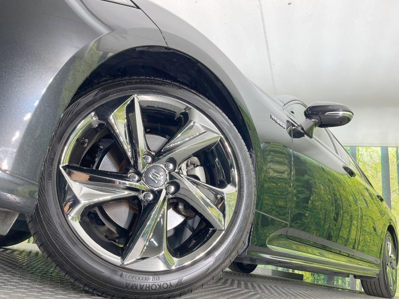 2018 Toyota Crown Hybrid 6AA-AZSH20 (UW-6a8e57e4c5c67)[10]