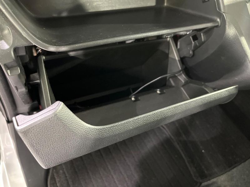 2017 Mitsubishi eK Space Custom DBA-B11A (UW-6a8e57ee36314)[24]