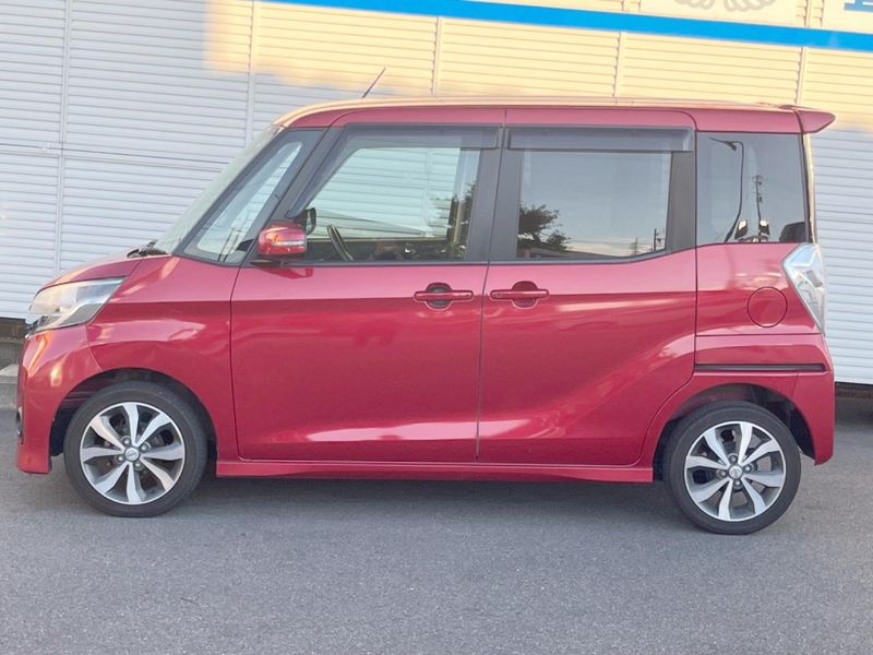 2015 Nissan DAYZ ROOX DBA-B21A (UW-6a8e57f169746)[21]