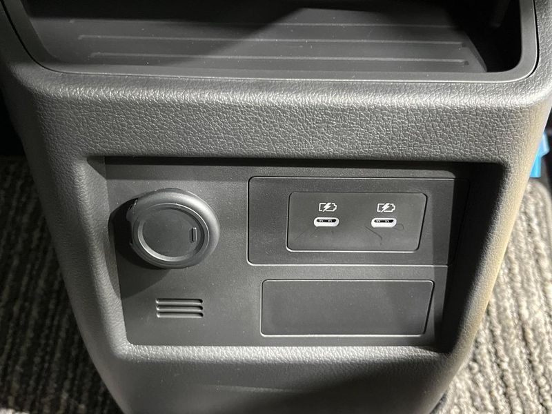 2025 Nissan Roox 5BA-BB1A (UW-6a8e582011aca)[27]