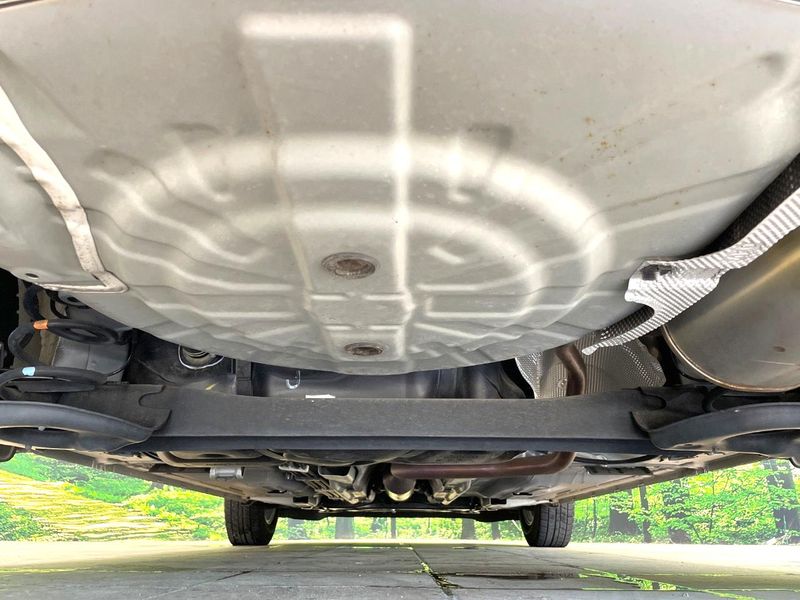 2018 Nissan Note DBA-E12 (UW-6a8e584b34905)[22]