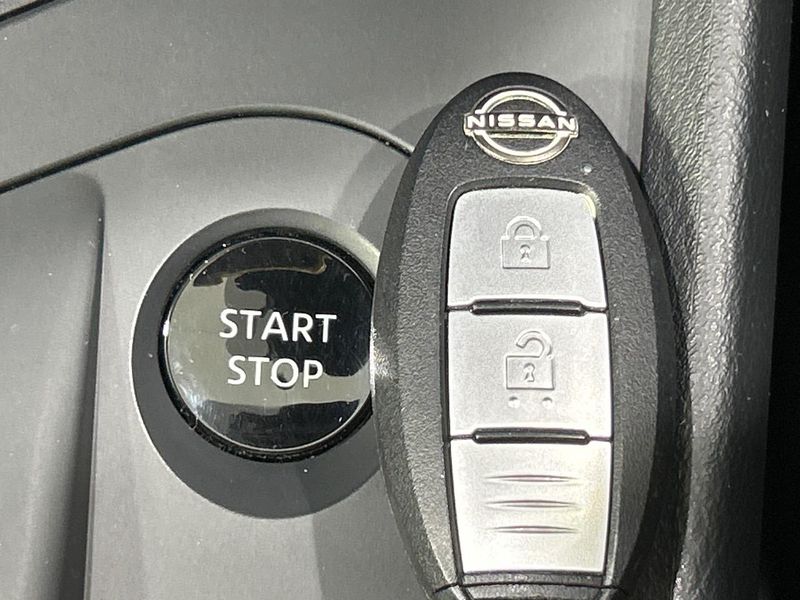 2021 Nissan Note 6AA-E13 (UW-6a8e584d6881b)[6]
