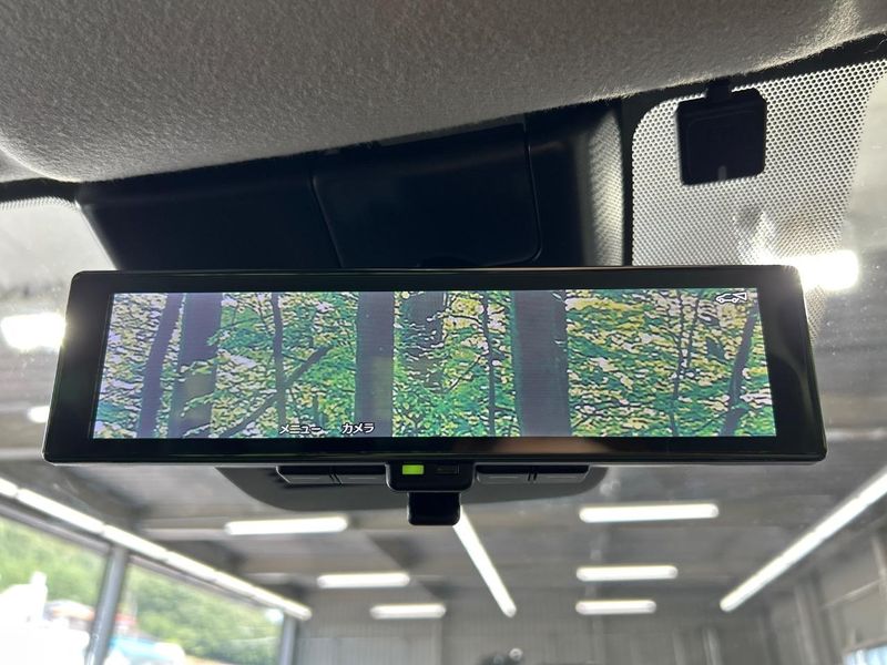 2021 Nissan Note 6AA-E13 (UW-6a8e584d6881b)[9]