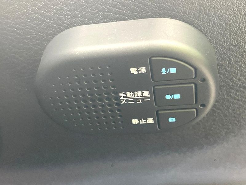 2021 Nissan Note 6AA-E13 (UW-6a8e584e4f860)[25]