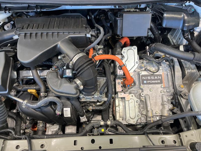 2022 Nissan Note 6AA-E13 (UW-6a8e58500e503)[4]