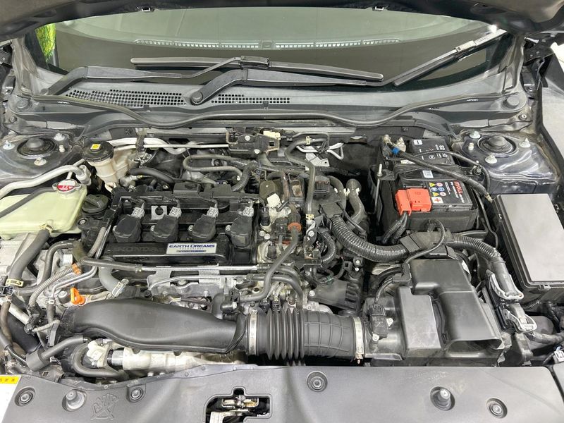 2017 Honda Civic DBA-FC1 (UW-6a8e58518d13b)[4]