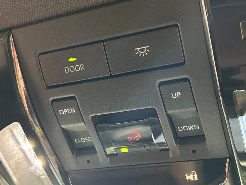 2025 Toyota Land Cruiser 250 3DA-GDJ250W (UW-6a8e58705103e)[17]