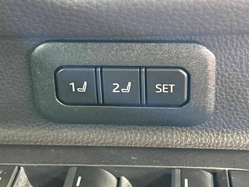 2025 Toyota Land Cruiser 250 3DA-GDJ250W (UW-6a8e58705103e)[5]