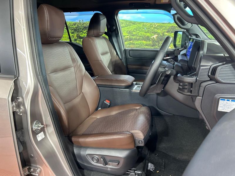 2025 Toyota Land Cruiser 250 3DA-GDJ250W (UW-6a8e58705103e)[28]