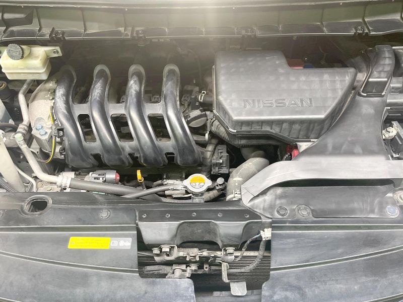 2017 Nissan Serena DAA-GFC27 (UW-6a8e58732adab)[4]