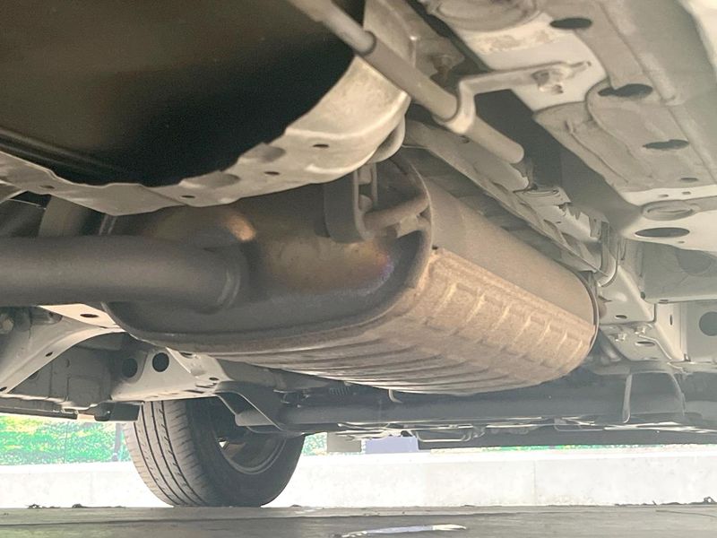 2017 Nissan Serena DAA-GFC27 (UW-6a8e58732adab)[10]