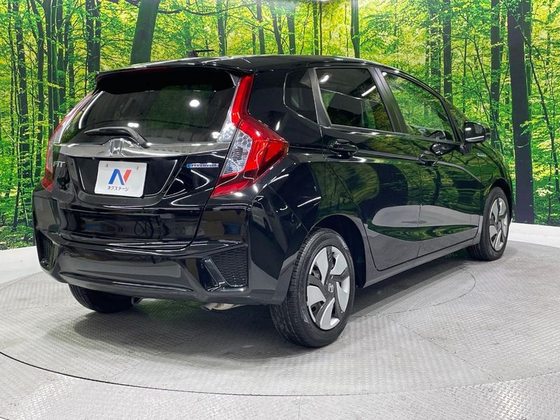 2014 Honda Fit Hybrid DAA-GP5 (UW-6a8e588bb7139)[16]
