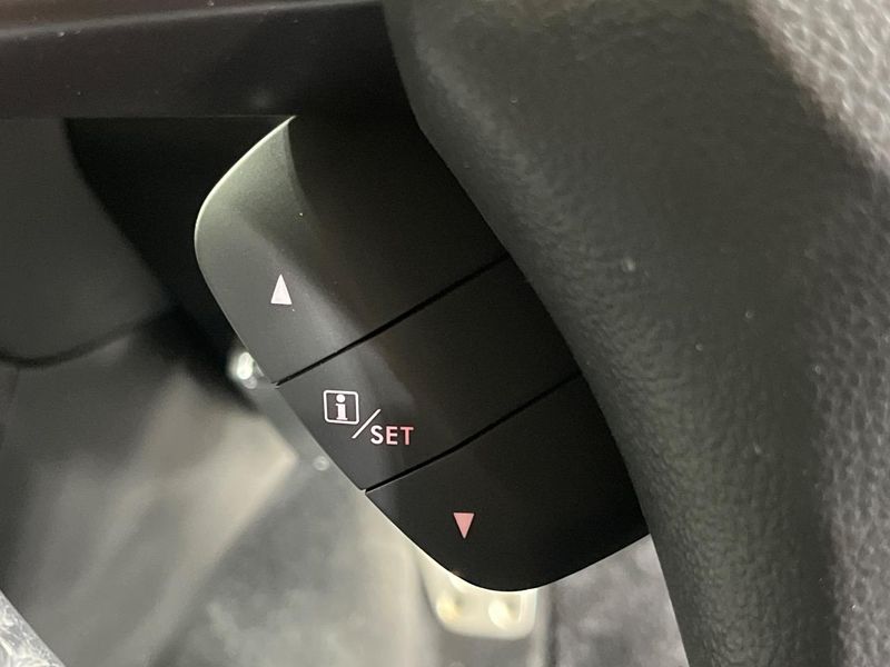 2013 Subaru XV DBA-GP7 (UW-6a8e588e207df)[22]