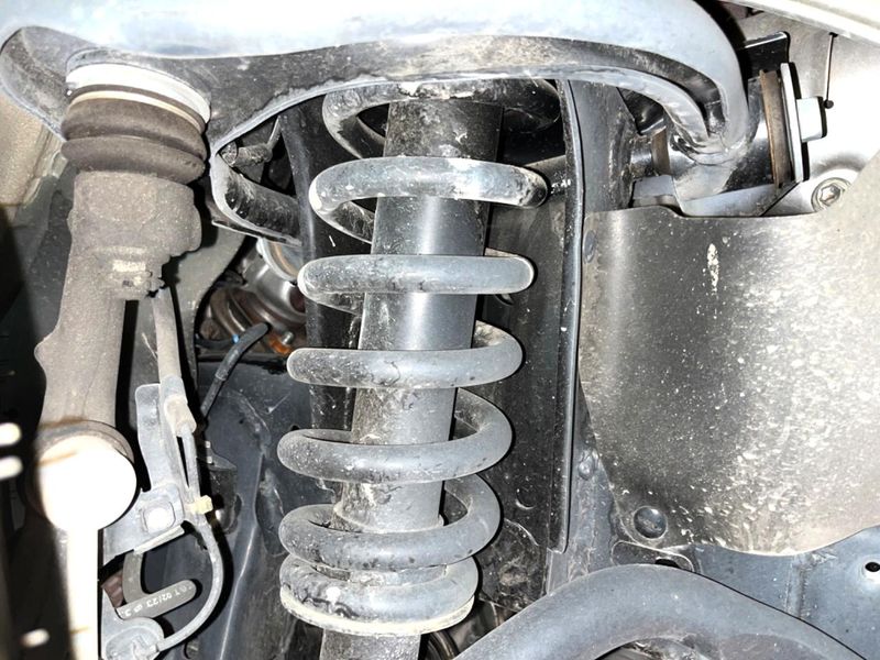 2023 Toyota Hilux 3DF-GUN125 (UW-6a8e58a506914)[18]