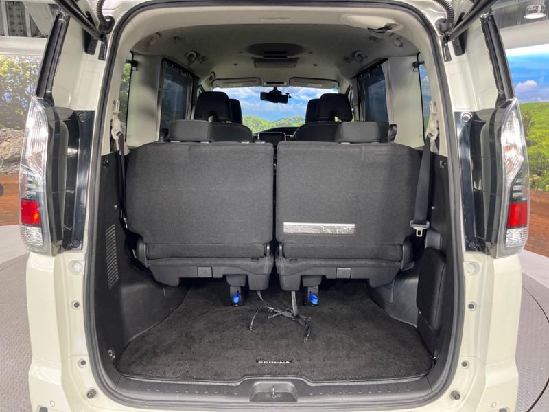2018 Nissan Serena DAA-HFC27 (UW-6a8e58c84589a)[16]