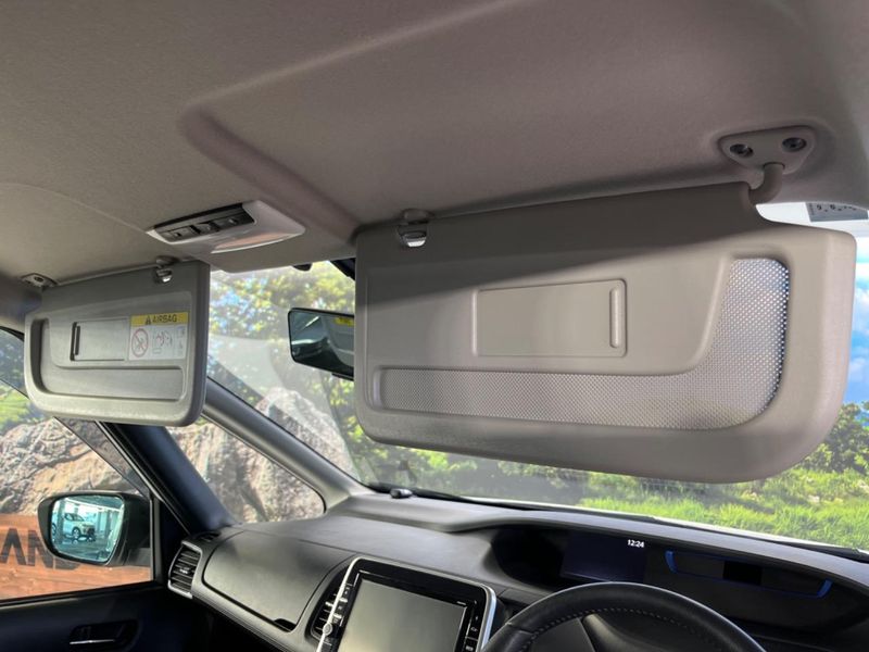 2018 Nissan Serena DAA-HFC27 (UW-6a8e58c84589a)[25]