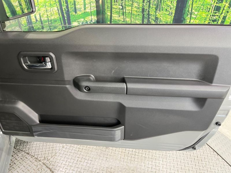 2025 Suzuki Jimny 3BA-JB64W (UW-6a8e58e02e32a)[27]