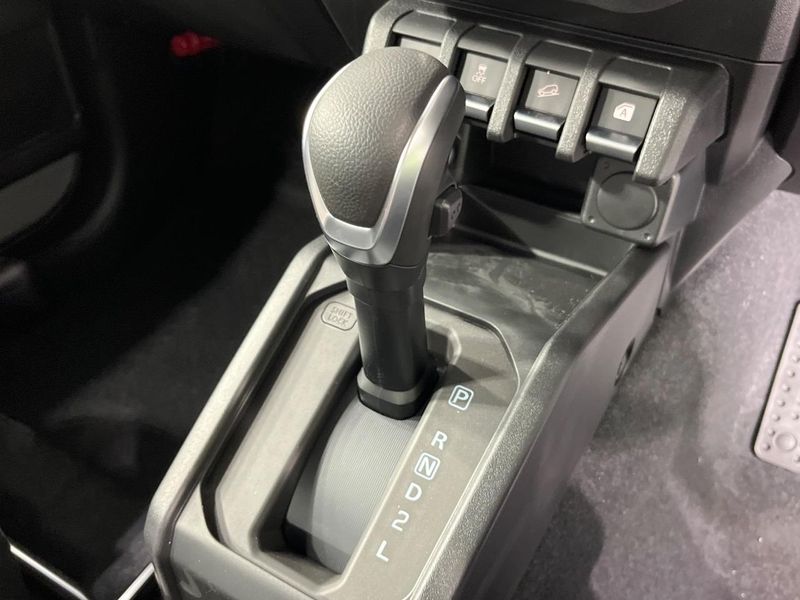 2025 Suzuki Jimny 3BA-JB64W (UW-6a8e58e02e32a)[18]