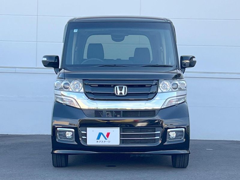 2017 Honda N-BOX CUSTOM DBA-JF1 (UW-6a8e58f207a44)[19]