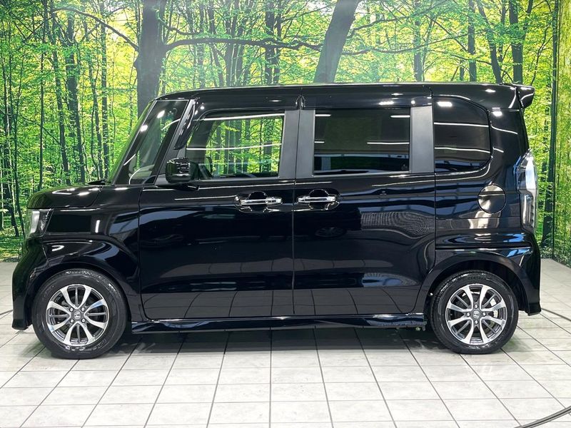 2022 Honda N-BOX CUSTOM 6BA-JF3 (UW-6a8e5910cce68)[10]