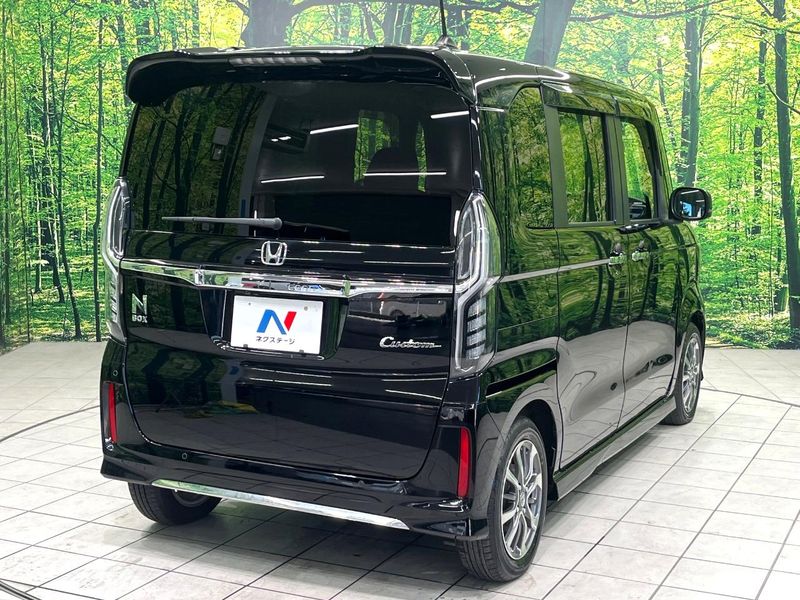 2022 Honda N-BOX CUSTOM 6BA-JF3 (UW-6a8e5910cce68)[7]