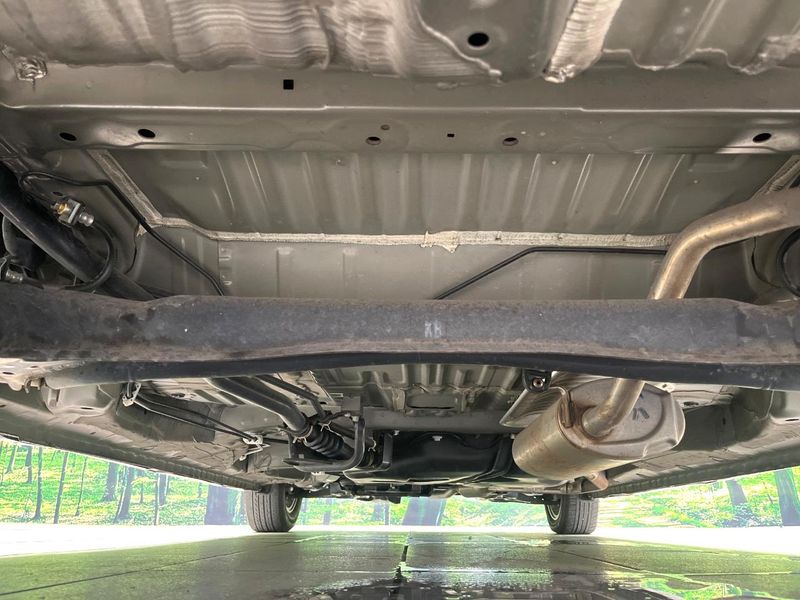 2022 Honda N-BOX CUSTOM 6BA-JF3 (UW-6a8e5910cce68)[22]