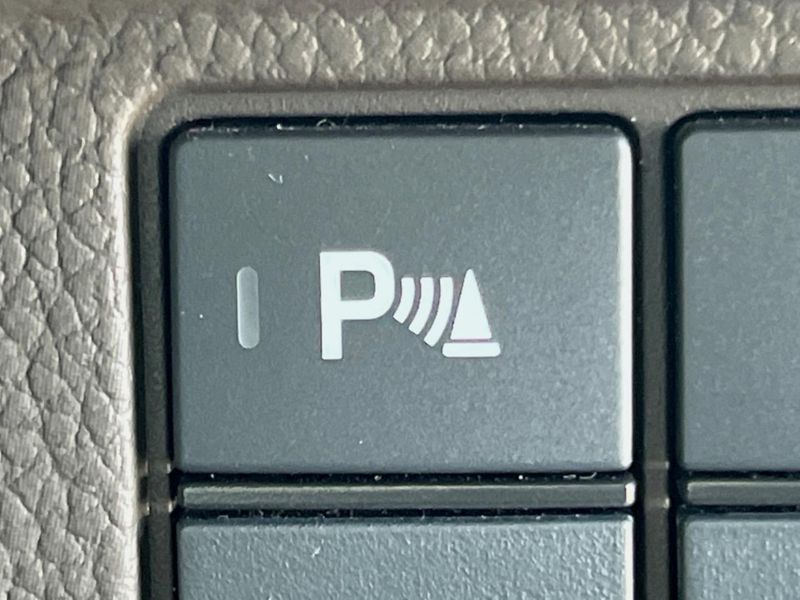 2023 Honda N-BOX 6BA-JF3 (UW-6a8e5914bf669)[19]