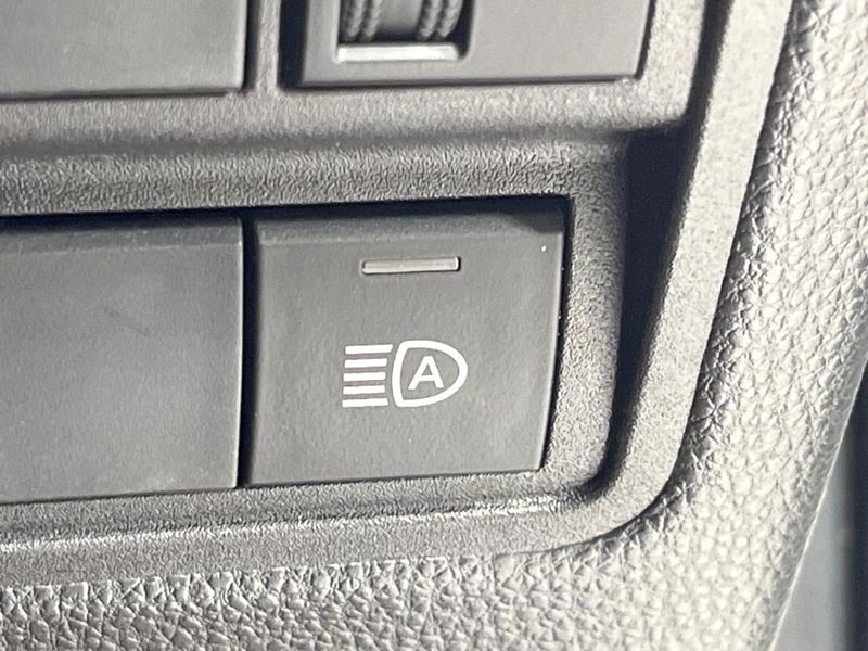 2021 Toyota Yaris 5BA-KSP210 (UW-6a8e595ae5cf6)[9]