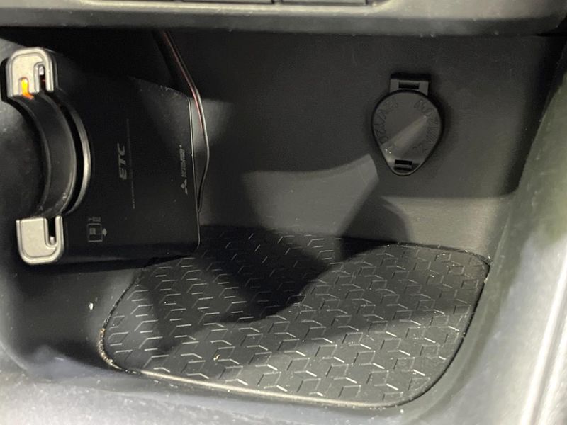 2021 Toyota Yaris 5BA-KSP210 (UW-6a8e595ae5cf6)[22]