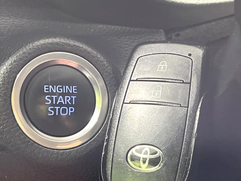 2021 Toyota Yaris 5BA-KSP210 (UW-6a8e595ae5cf6)[24]