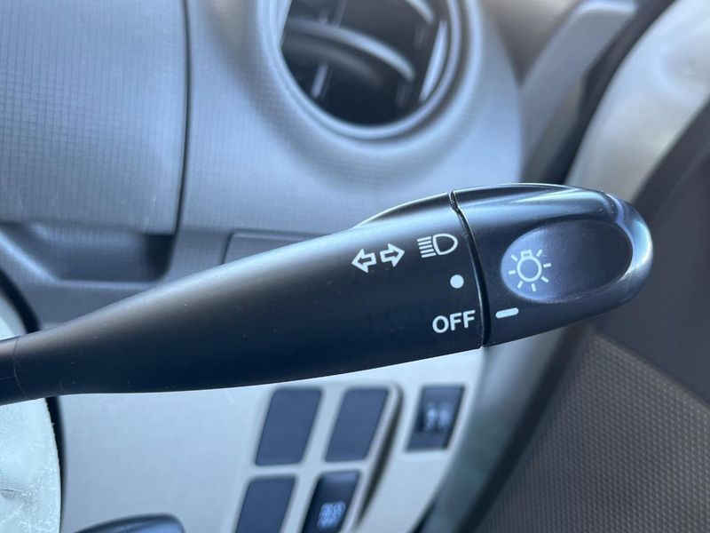 2012 Daihatsu Tanto DBA-L375S (UW-6a8e596051772)[14]