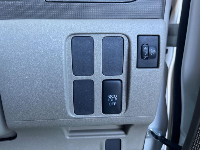 2012 Daihatsu Tanto DBA-L375S (UW-6a8e596051772)[12]