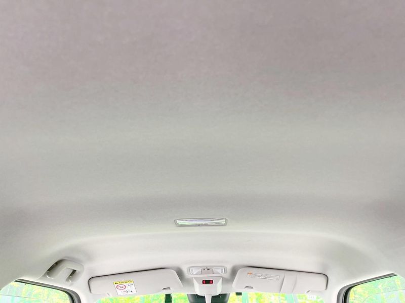 2019 Daihatsu Mira Tocot DBA-LA550S (UW-6a8e597b05ebb)[13]