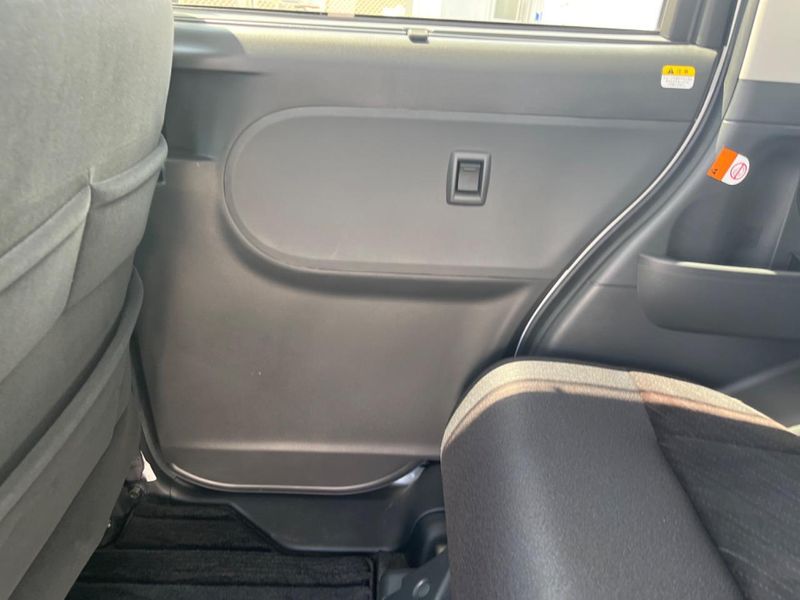 2017 Daihatsu Tanto DBA-LA600S (UW-6a8e598397267)[10]