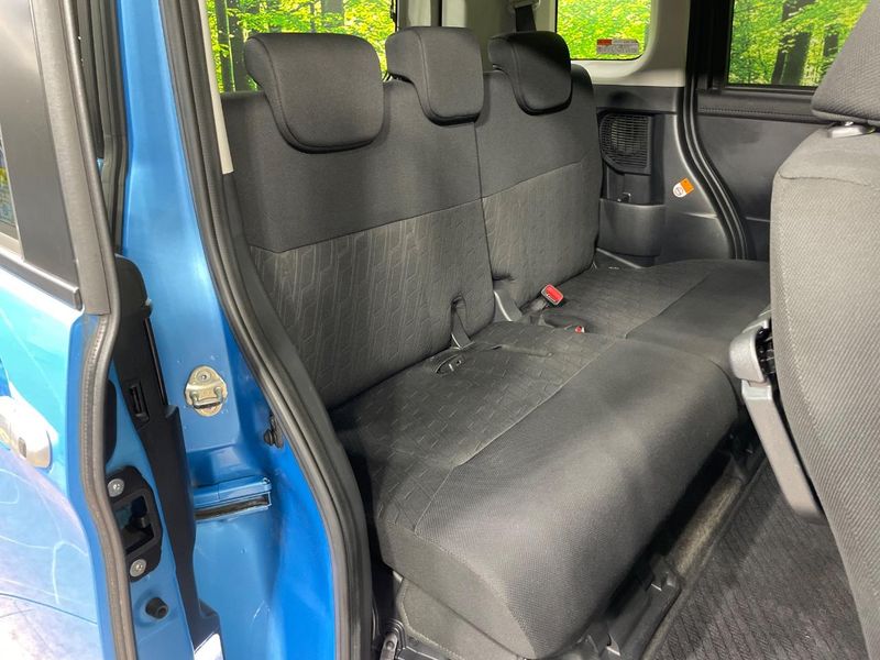 2018 Toyota Roomy DBA-M900A (UW-6a8e59b816b86)[28]