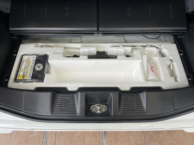 2018 Suzuki Spacia Custom DAA-MK53S (UW-6a8e59f943838)[26]