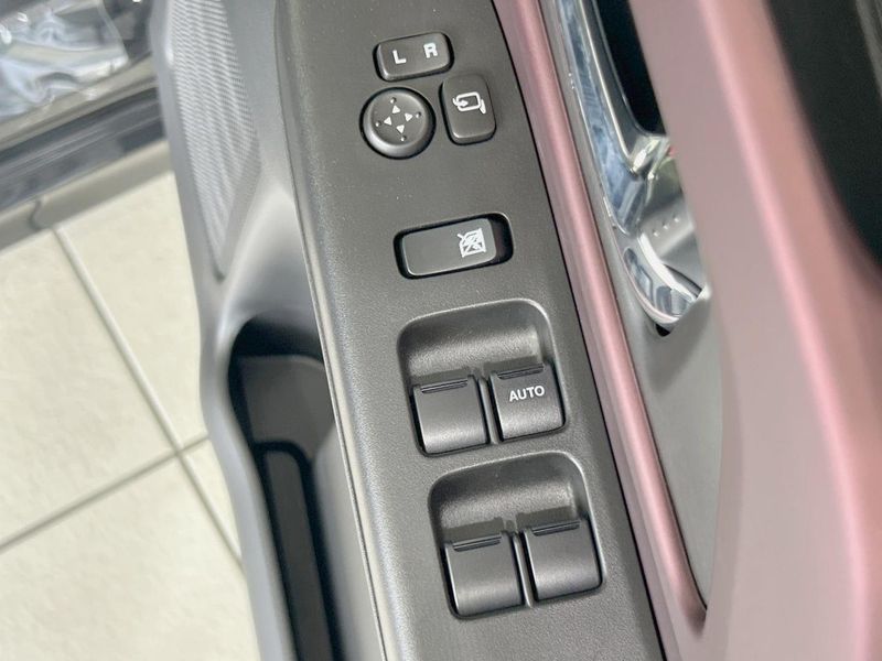2026 Suzuki Spacia Custom 5AA-MK94S (UW-6a8e5a0a2bd2a)[26]