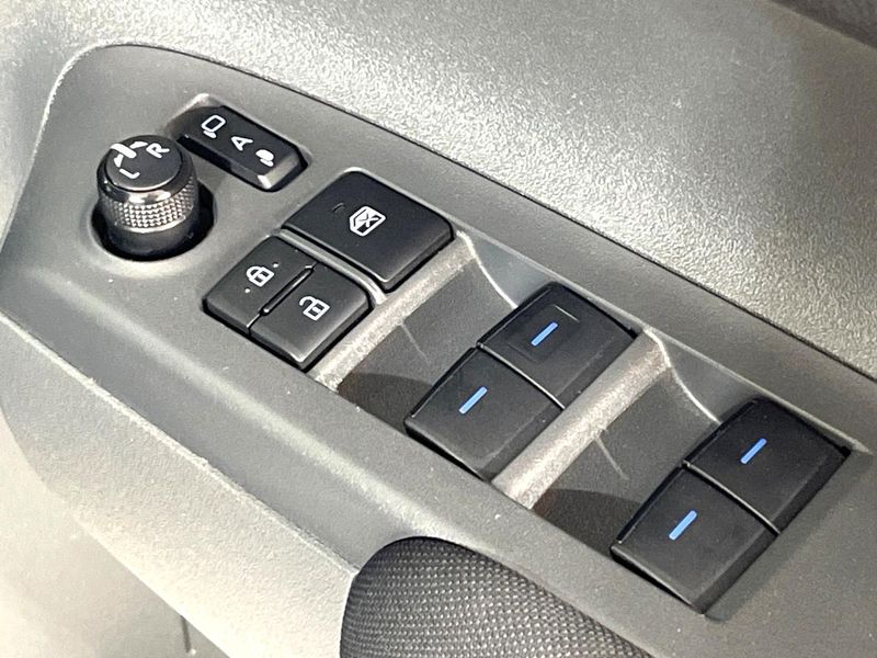 2023 Toyota Sienta 5BA-MXPC10G (UW-6a8e5a43eff10)[24]