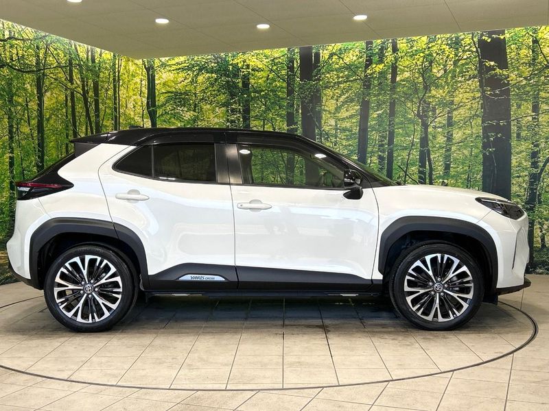 2022 Toyota Yaris Cross 6AA-MXPJ10 (UW-6a8e5a4a6ea77)[11]