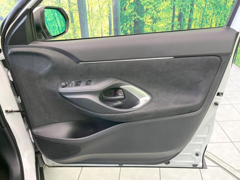 2022 Toyota Yaris Cross 6AA-MXPJ10 (UW-6a8e5a4b104f2)[25]