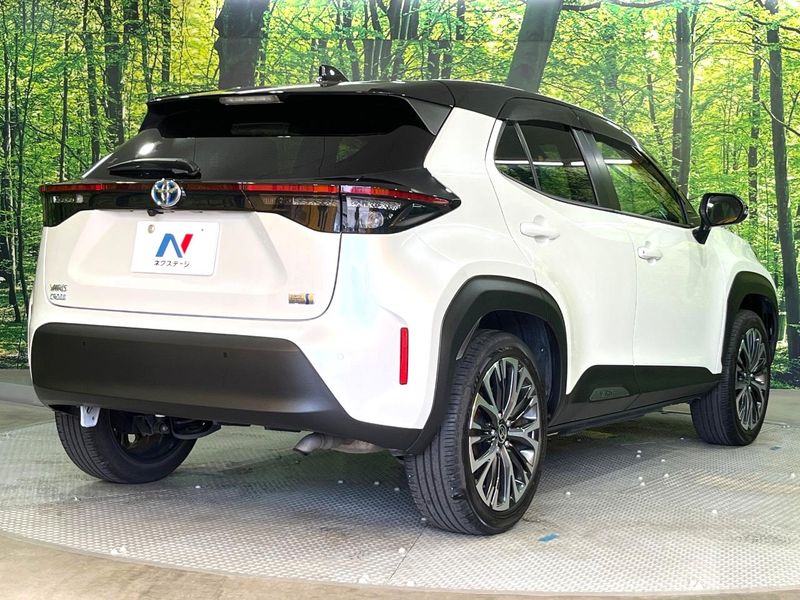 2022 Toyota Yaris Cross 6AA-MXPJ10 (UW-6a8e5a4bafb05)[9]