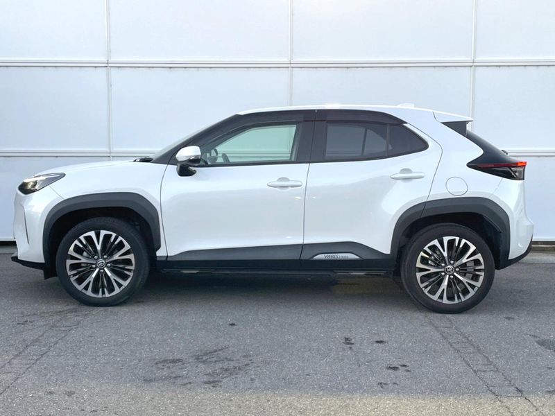 2022 Toyota Yaris Cross 6AA-MXPJ10 (UW-6a8e5a4c83f84)[13]