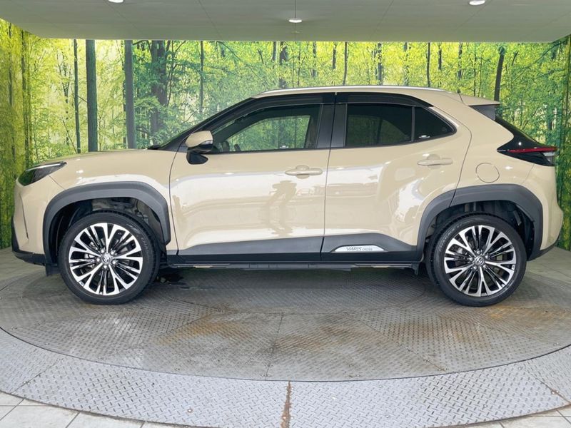 2023 Toyota Yaris Cross 6AA-MXPJ10 (UW-6a8e5a4d6b9d7)[5]
