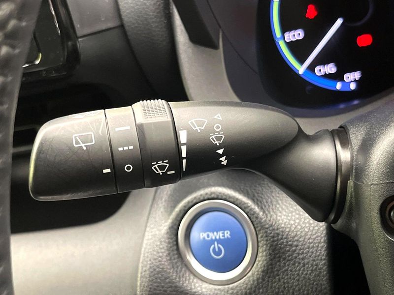 2023 Toyota Yaris Cross 6AA-MXPJ10 (UW-6a8e5a4e175fa)[16]