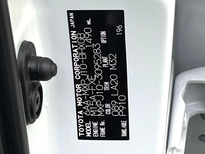 2023 Toyota Yaris Cross 6AA-MXPJ10 (UW-6a8e5a4e175fa)[1]