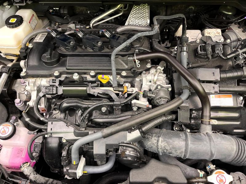 2023 Toyota Yaris Cross 6AA-MXPJ10 (UW-6a8e5a4e175fa)[4]