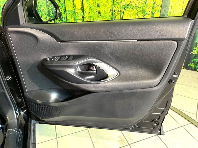 2022 Toyota Yaris Cross 6AA-MXPJ15 (UW-6a8e5a52d89a5)[6]